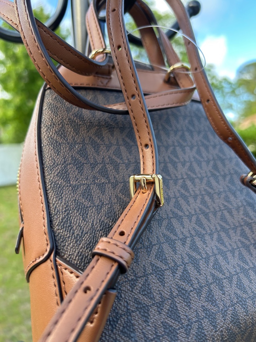 NWT $398 Michael Kors CONVERTIBLE extra small backpack, brown - Picture 13 of 15